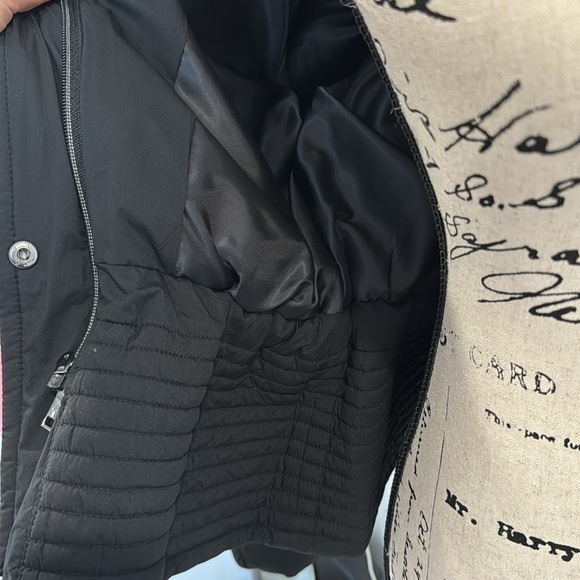 Jacket - Picture 4 of 6